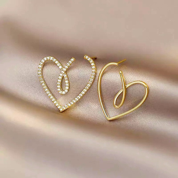 “Mine & Yours” Cursive Heart Gold Diamond Statement Artsy Abstract Cute Earrings - Picture 1 of 6
